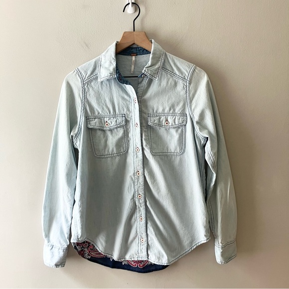 FREE PEOPLE Bandana Bandit Button up Chambray Shirt - Picture 2 of 6